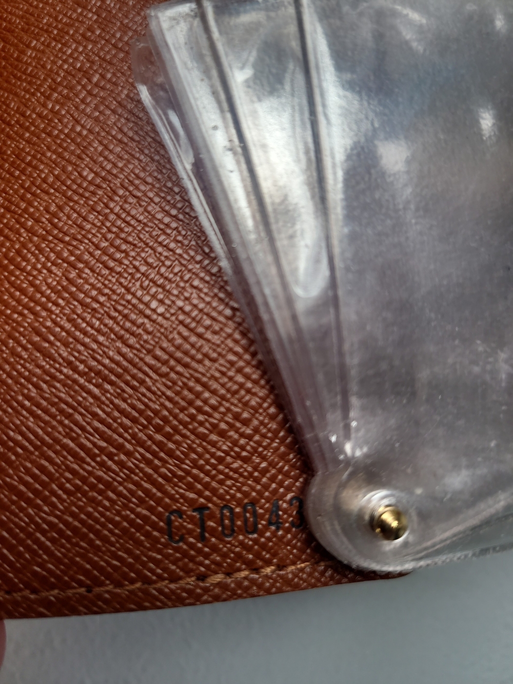 Louis Vuitton Monogram Porte Carte Credit Pression - Picture 5 of 5